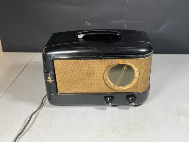 1947 Emerson Model 543 Bakelite Art Deco Tube Radio Fully Restored Working