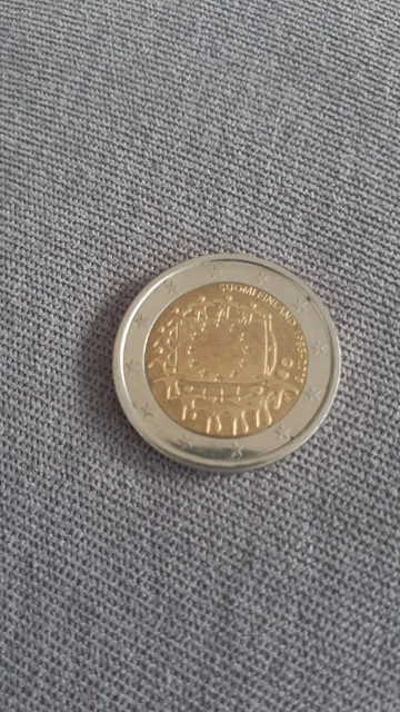 Lot de 5 pièces de monnaie . Commémoratives de  2 Euros en pièces bimétalliques 