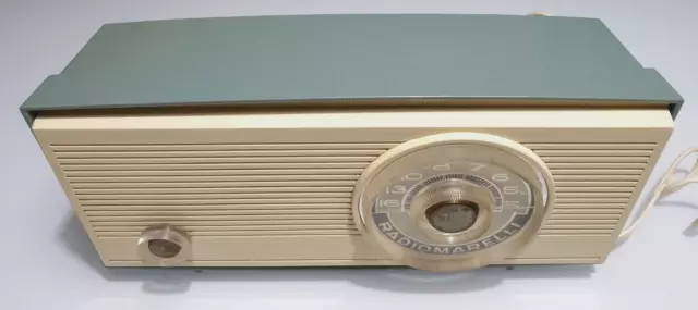 Radio Vintage Radiomarelli Modello Raro Si Accende Lotto Stock Modernariato 2