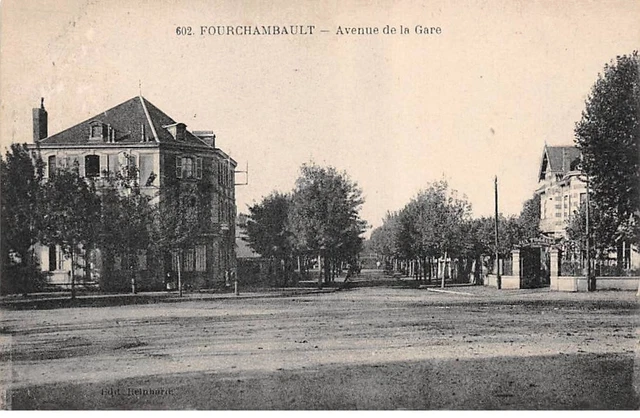 58 - FOURCHAMBAULT - SAN65400 - Avenue de la Gare