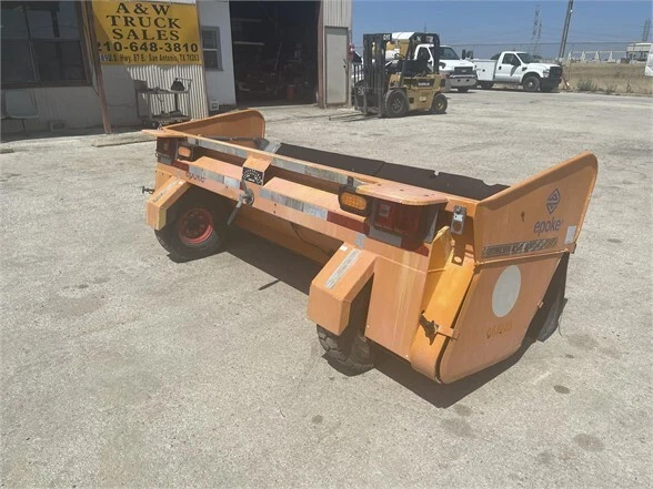 Epoke Tkb9-280 Series Road Speed Towed Spreader  Ex-City 1 Cu Meter Capacity Tx*