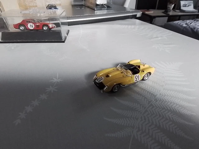 Miniature BANG Models – Ferrari 250 TR #20 – 24 Heures Du Mans 1958 – 1/43 – TRÈS RARE