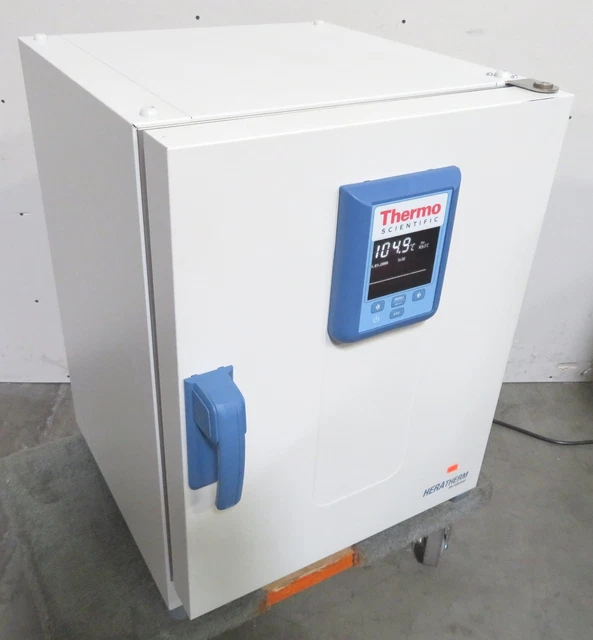 C189326 Thermo Scientific Heratherm IMH60 Laboratory Incubator (to 105°C)