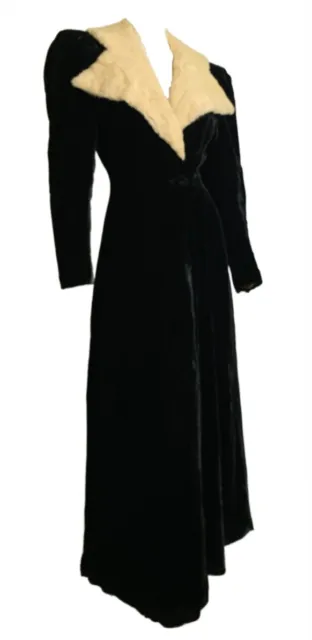 True Vintage 1930s Black Silk Velvet Opera Coat w/ Fur Collar