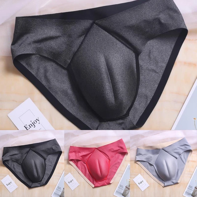 Sous-vêtements De Couple Assortis. Achetez Séparément Ou Ensemble