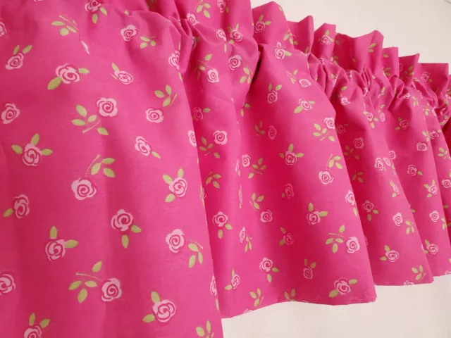 Cenefa Disney Home Princess Rosa con Rosas Rosas Talla Larga 84"" x 17"" Usada en Excelente Condición