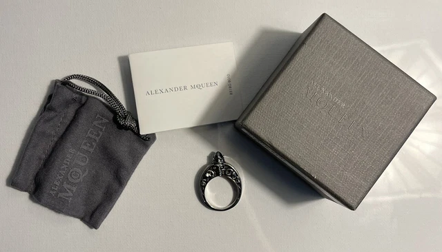 Alexander McQueen Skull Ring Alexander McQueen Skull Ring