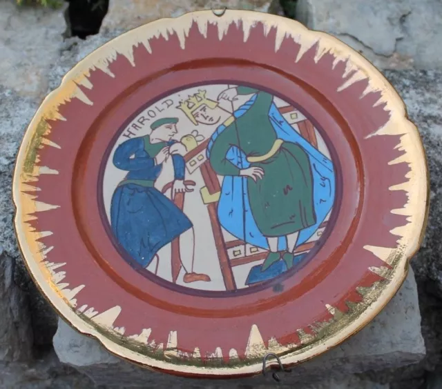 assiette en céramique de tn baven tuilerie normande décor de  bayeux