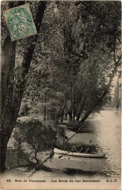 CPA PARIS 12e Bois de VINCENNES Les Bords du Lac Daumesnil (672500)