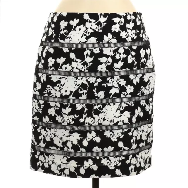 WHBM Lattice Pencil Skirt Black White Floral Lined Side Zip Women’s Size 2