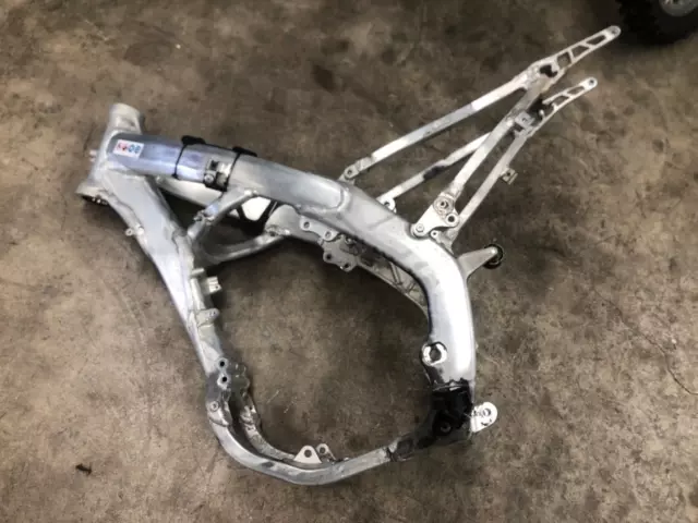 Crf450r frame deals with title