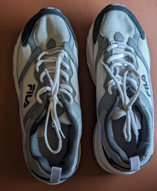 FILA Envizion Women’s Running Athletic Shoe COLOR: Grey/Lilac -SIZE: 7.5