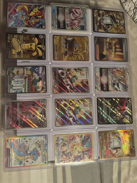 LOT DE CARTES Pokémon Collector - Ultra-Rares et Holo 🌟 Parfait pour les collec EUR 1.500,00