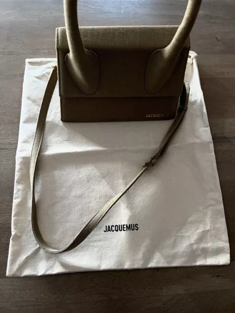 Jacquemus borsa usata clearance