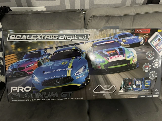 Scalextric c1374 arc sales pro platinum gt set