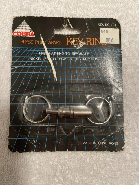 Vintage brand new sealed nos Cobra brass pull apart key ring kc-3h