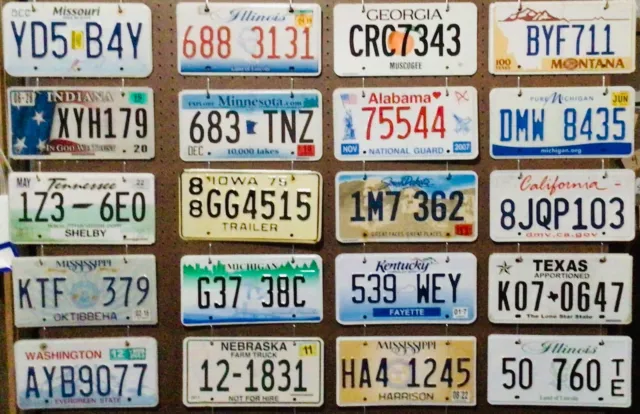 Large lot colorful of 20 old license plates - bulk - many states - low shipping