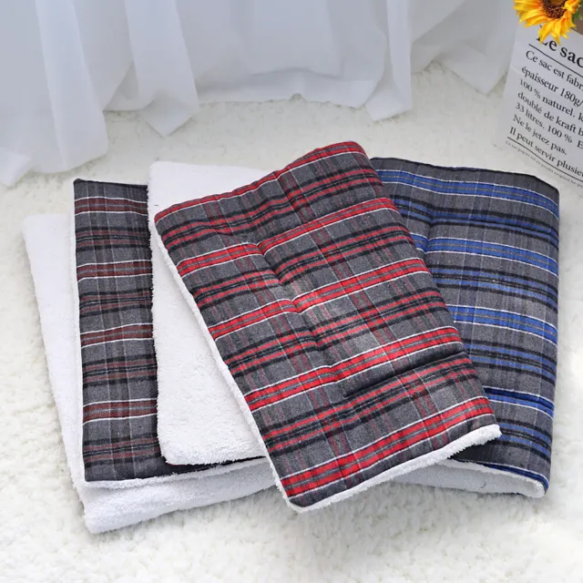 Pet Bed Cushion Mat Pad Dog Cat Kennel Crate Cozy Soft Warm Fleece Sleeping Bed 2