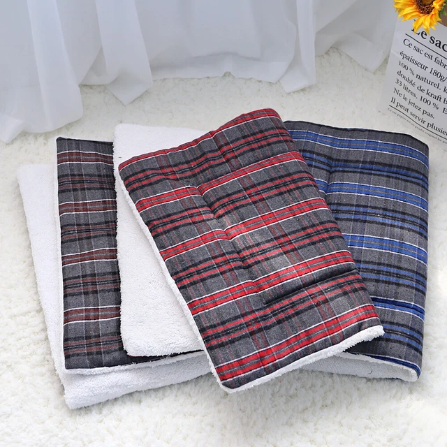 Pet Bed Cushion Mat Pad Dog Cat Kennel Crate Cozy Soft Warm Fleece Sleeping Bed 2
