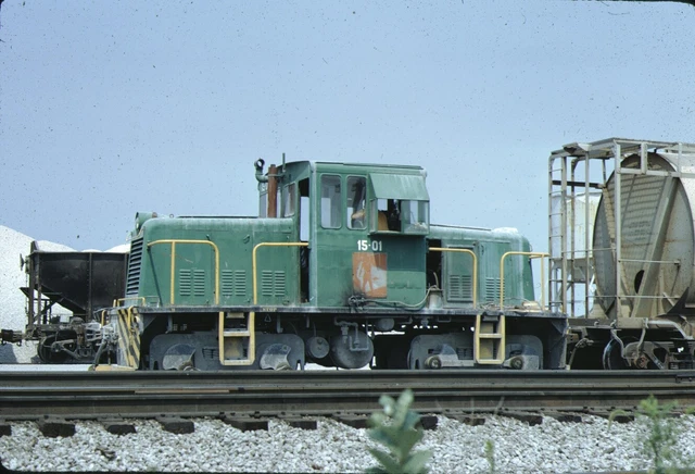 Basic IND Industrial Locomotive Kodachrome original Kodak Slide