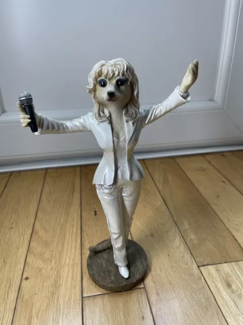 Excellent Condtion: Country Artists Dolly Parton  Meerkats Figurine (30cm H)