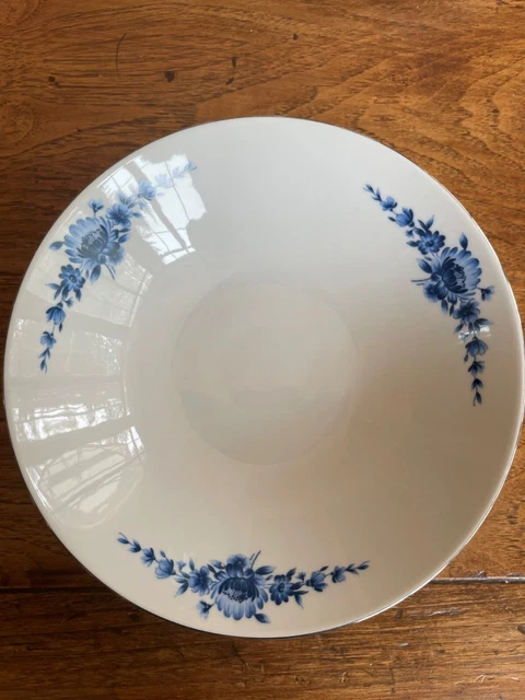 Eschenbach Bavaria China Blue Danish Pattern 9 inch Serving Bowl