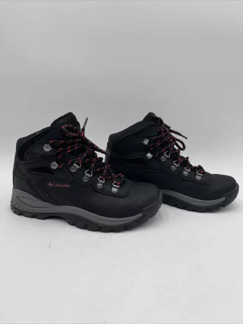 Columbia womens Newton Ridge Plus Waterproof Hiking Boot Black Size 6.5