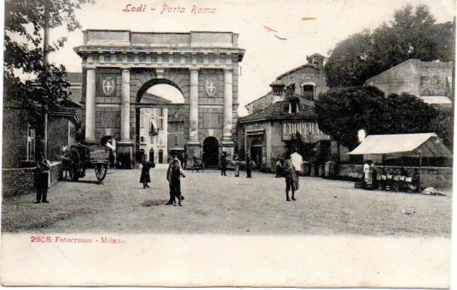 Cartolina Lodi - Porta Roma - animata  - primi '900 