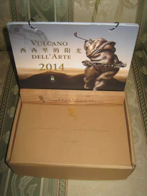 Collezionismo/Calendario 2014 " LE SCULTURE DI HONG FEI " L'Anno Del Cavallo