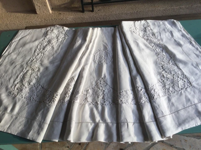 ANCIEN GRAND DRAP + 2 grandes taies brodés chiffré A- F - métis EUR 45