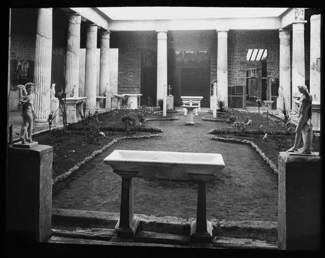 ANTIQUE Magic Lantern Slide POMPEII NEW EXCAVATIONS C1910 PHOTO ITALY ROMANS