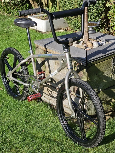Mongoose competition racing frame hot sale