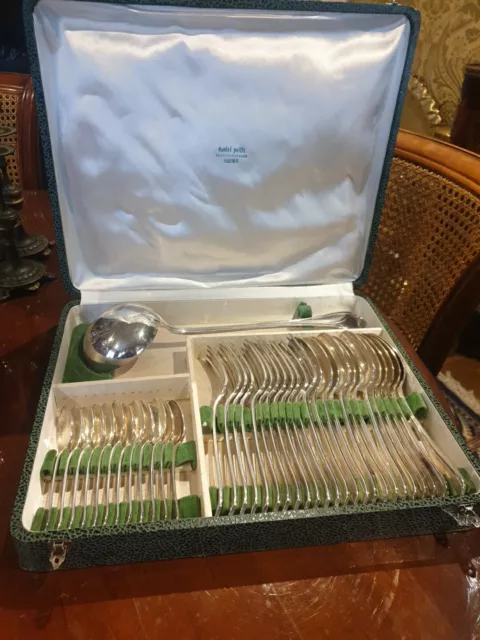 Argenterie Ménagère 37 Pieces Métal Argenté Poinconné Ravinet D Enfer Louis XVI