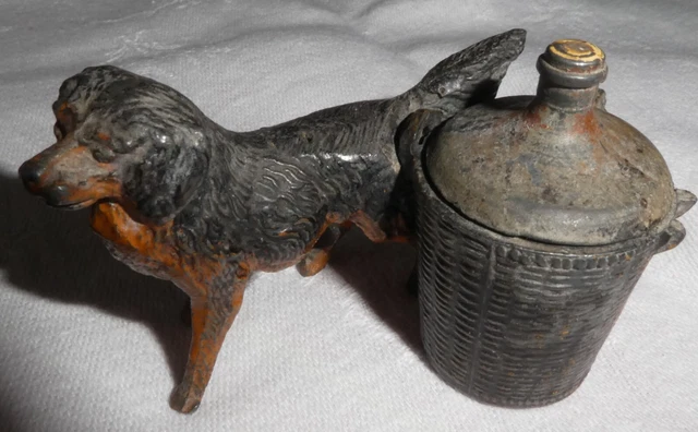 Figurine Ancienne Chien En Régule - Sculpture Animalière Vintage