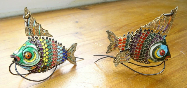 2 poissons  emaillés,enamel ASIA ? indochine china,japan francais?? 40 gr