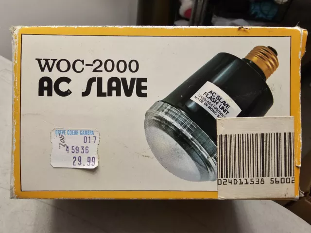 WOC-2000 AC Slave Master G.N. 20 ASA 100 ~ Low cost studio lighting