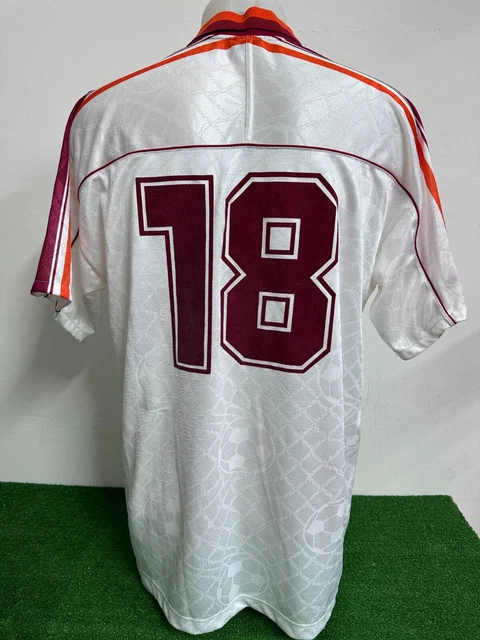 Maillot De Football Vintage Juventus Occasion - Shirt Jersey Portée, Collection