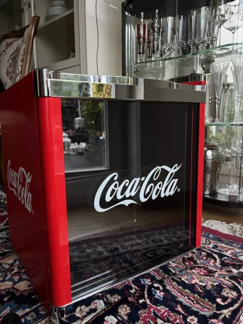 Coca Cola Mini Kühlschrank in Dosenform, Zum Kühlen & Wärmen, Funktionsfähig