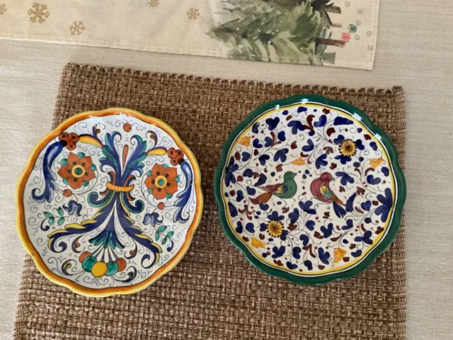 Deruta Etrusca Italy Hand Painted Pottery Art Wall Hanging Plates