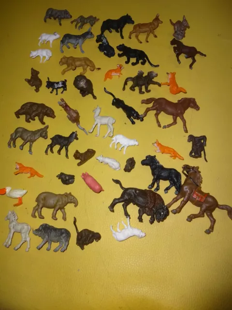 Wildwest Konvolut 40 Stück alte  Kunststoff Figuren Wildtiere Zootiere