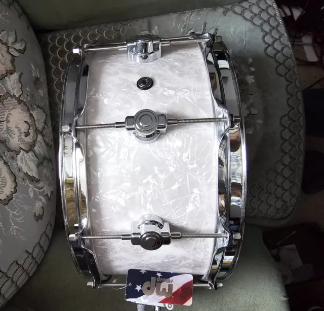 Drum Workshop Dw Snare Drum Performance Series 14 X 6. 5 White Marine Pearl