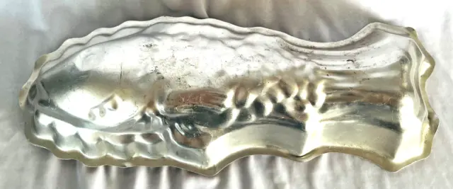Vintage anodised silver coloured metal  fish Jelly mold 30cm long