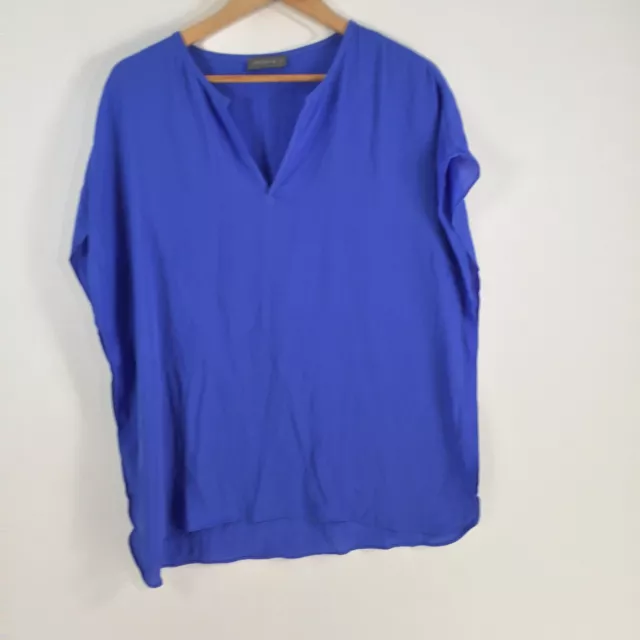 Jacqui E womens blouse top size 14 blue short sleeve Vneck 061883