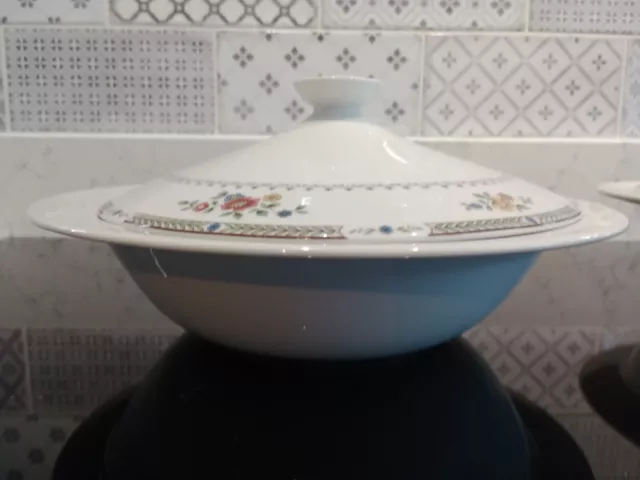 Royal Doulton Kingswood  Covered Vegetable Dish Tureen