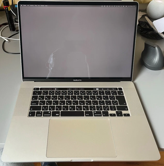 MacBook Pro 16" late 2019 i9 2.4 GHz 512GB 32GB RAM Radeon 5300M (A2141)