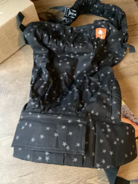 TULA DISCOVER TODDLER Carrier ergonomic baby carrier. Black stars