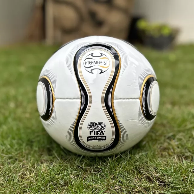 Teamgeist Fifa World cup 2006 Official Match Ball Size 5 Premium Hand Stitched 