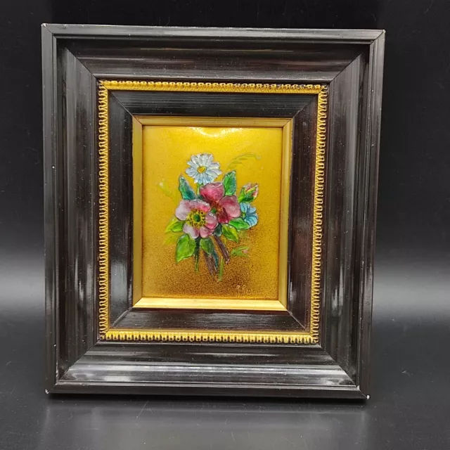 Tableau cadre avec émail décor de fleurs en relief signé Restoueix MOF Limoges