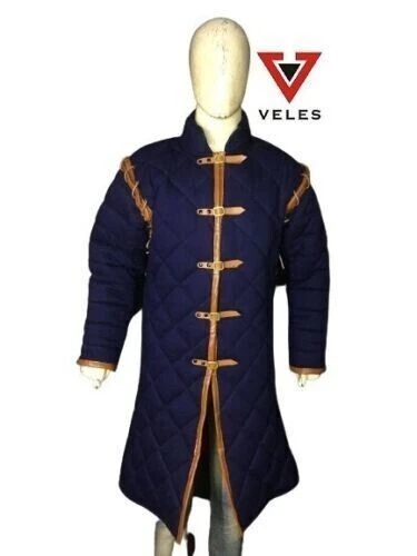 Veste à manches longues rembourrées épaisses de couleur bleu marine...