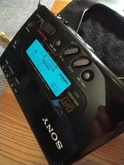 Sony TCD-D8 DAT-Recorder, Walkman, noch guter Zustand, leicht Defekt